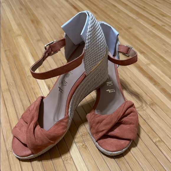 Tamaris Women's Ankle-Strap Wedge Sandal - Picture 1 of 8